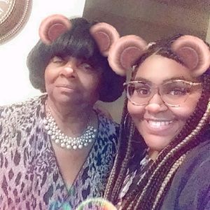 Meet your Posher, Alma